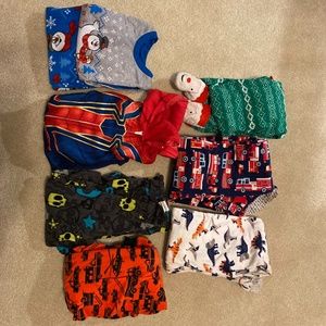 Kids pajamas bundle